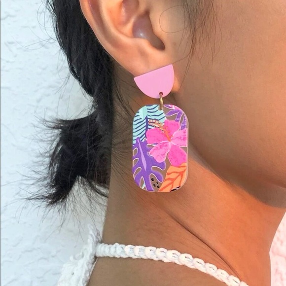 EARRINGS | Tropical Hanging Earrings NWT. - Picture 2 of 7